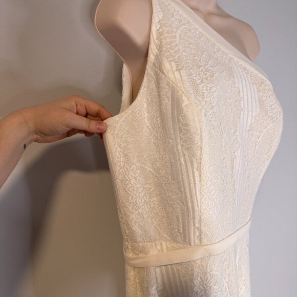 glow Ivory Wedding Dresses - Size 12 - Picture 2 of 9